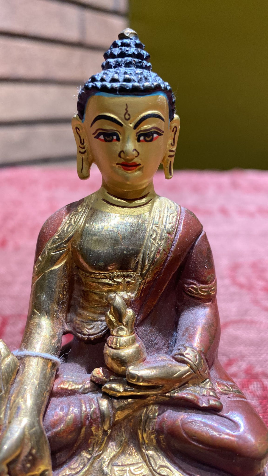 buddha of medicine bhaishajyaguru 