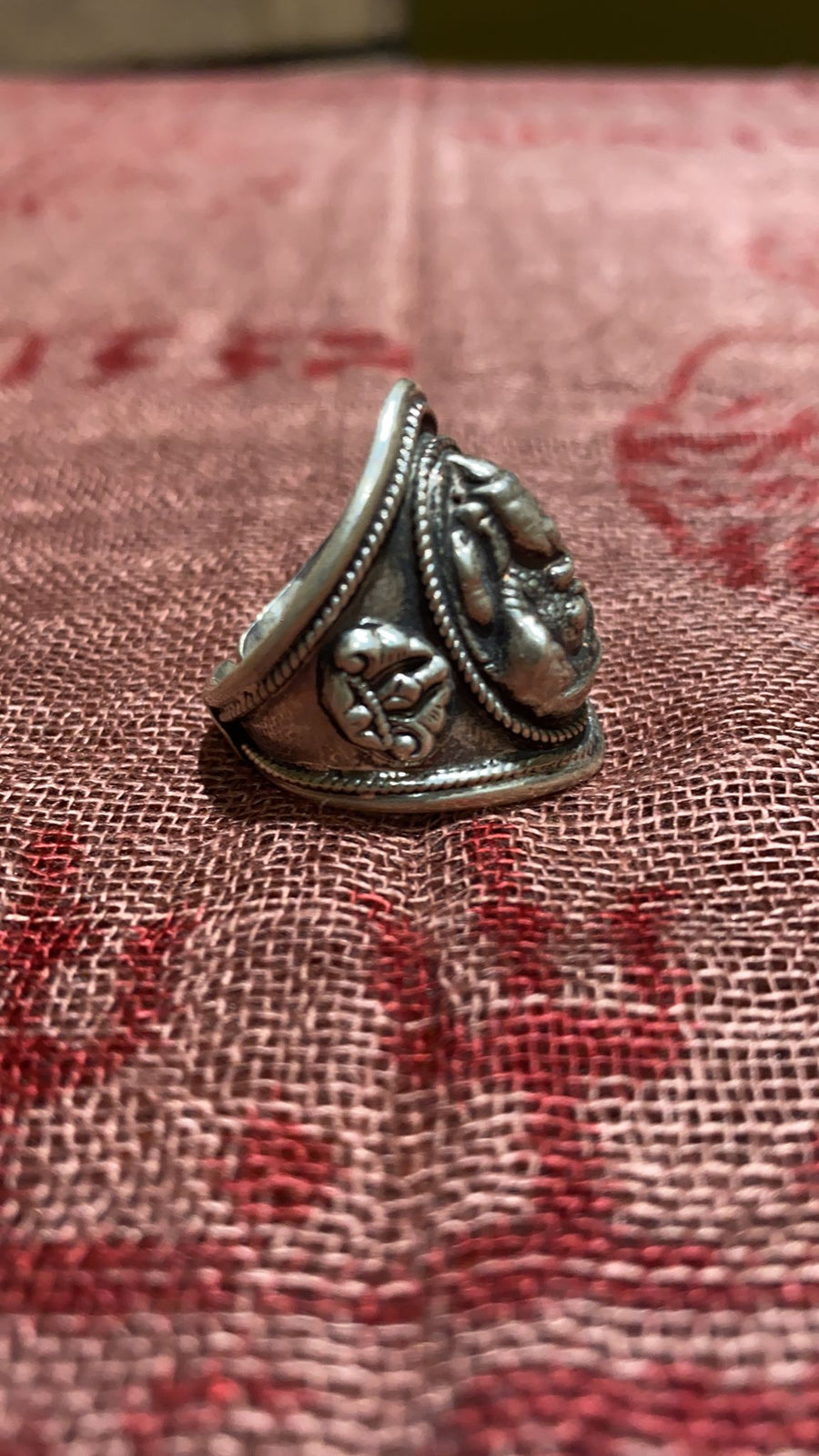 silver ganapati ring