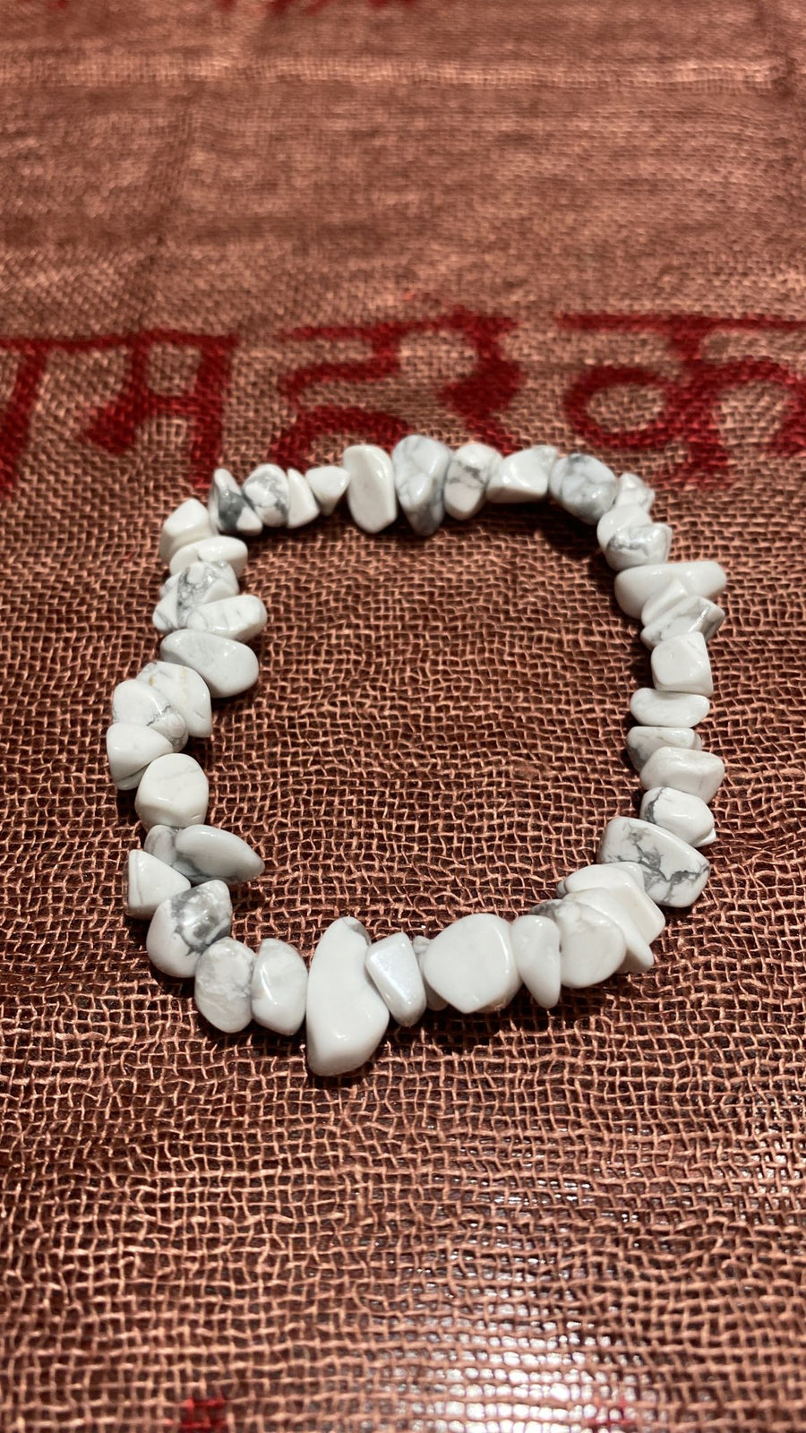 bracelet howlite