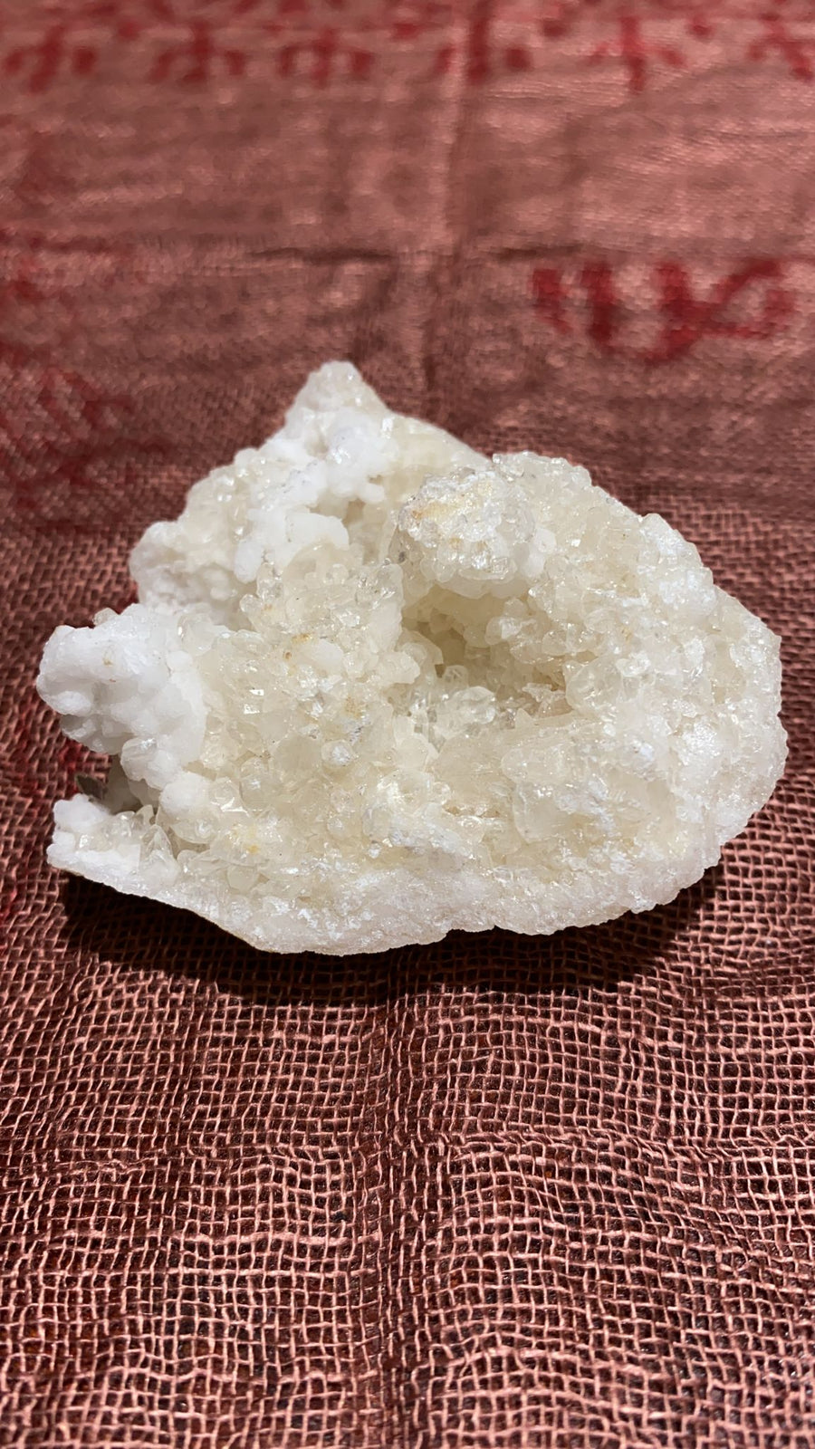 white quartz geode 