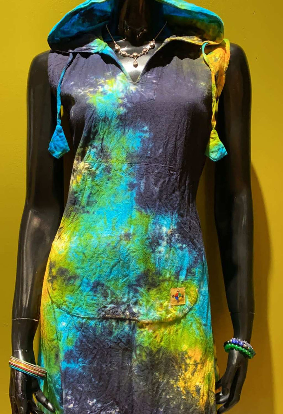 Multicolor sleeveless hooded dress