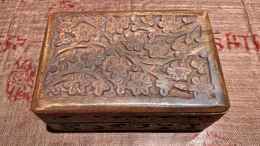 buy wooden box with hinged lid near me